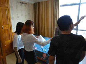 越南房地產投資與出租 | 河內市租屋實例參考：租房客人準備入住河內市公寓了!