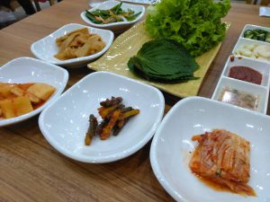越南房地產投資與出租 | 越南河內市美食：美廷區韓國城裡面，內行人才知道的親民韓國食堂